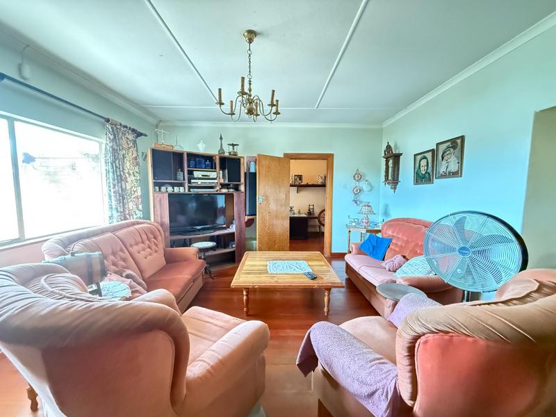 3 Bedroom Property for Sale in Bergzicht Western Cape